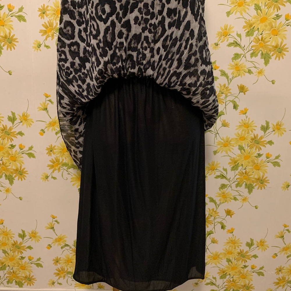NWOT Pleated midi skirt leopard print size L 36” length skirt - Picture 9 of 10